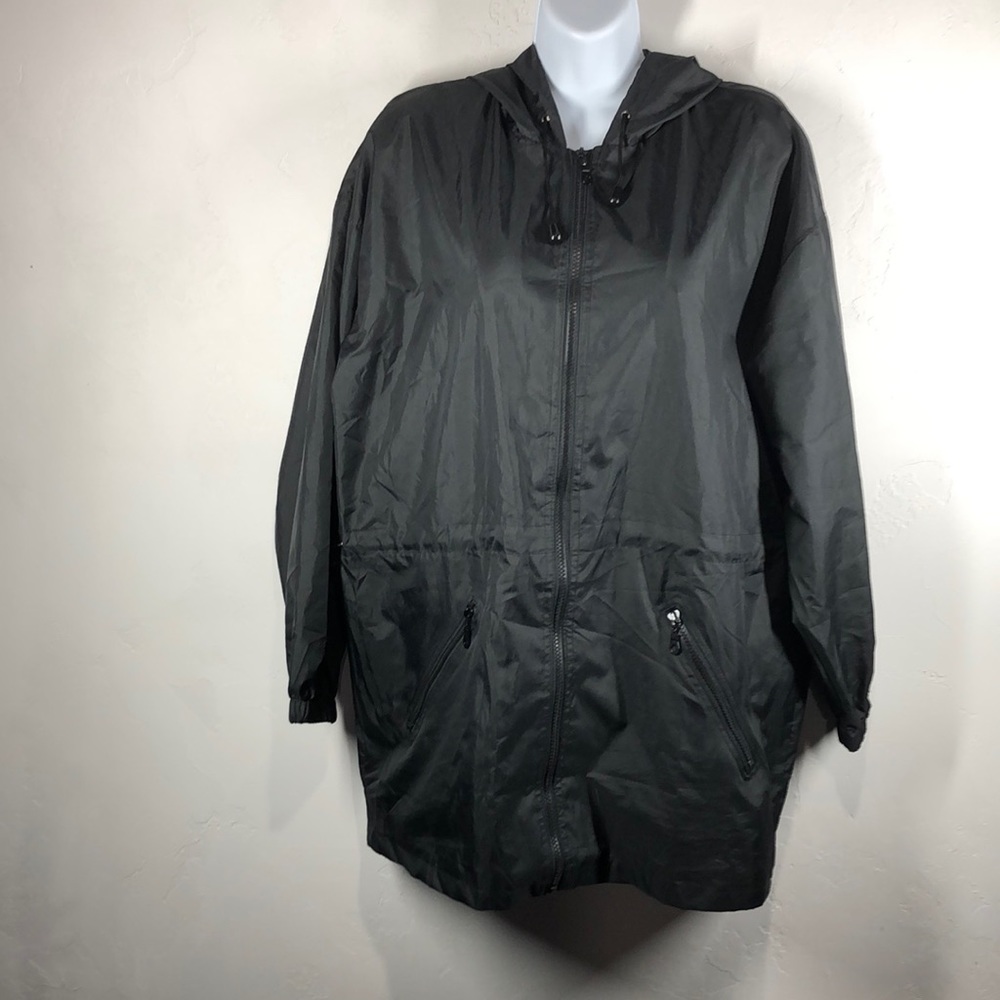 Shedrain black hooded lightweight jacket size s/m